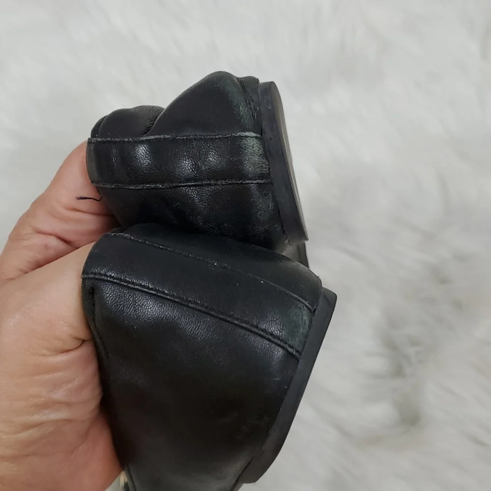 Kate Spade black leather upper shoes flat size women 6.5